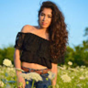 Meet your Posher, Maria